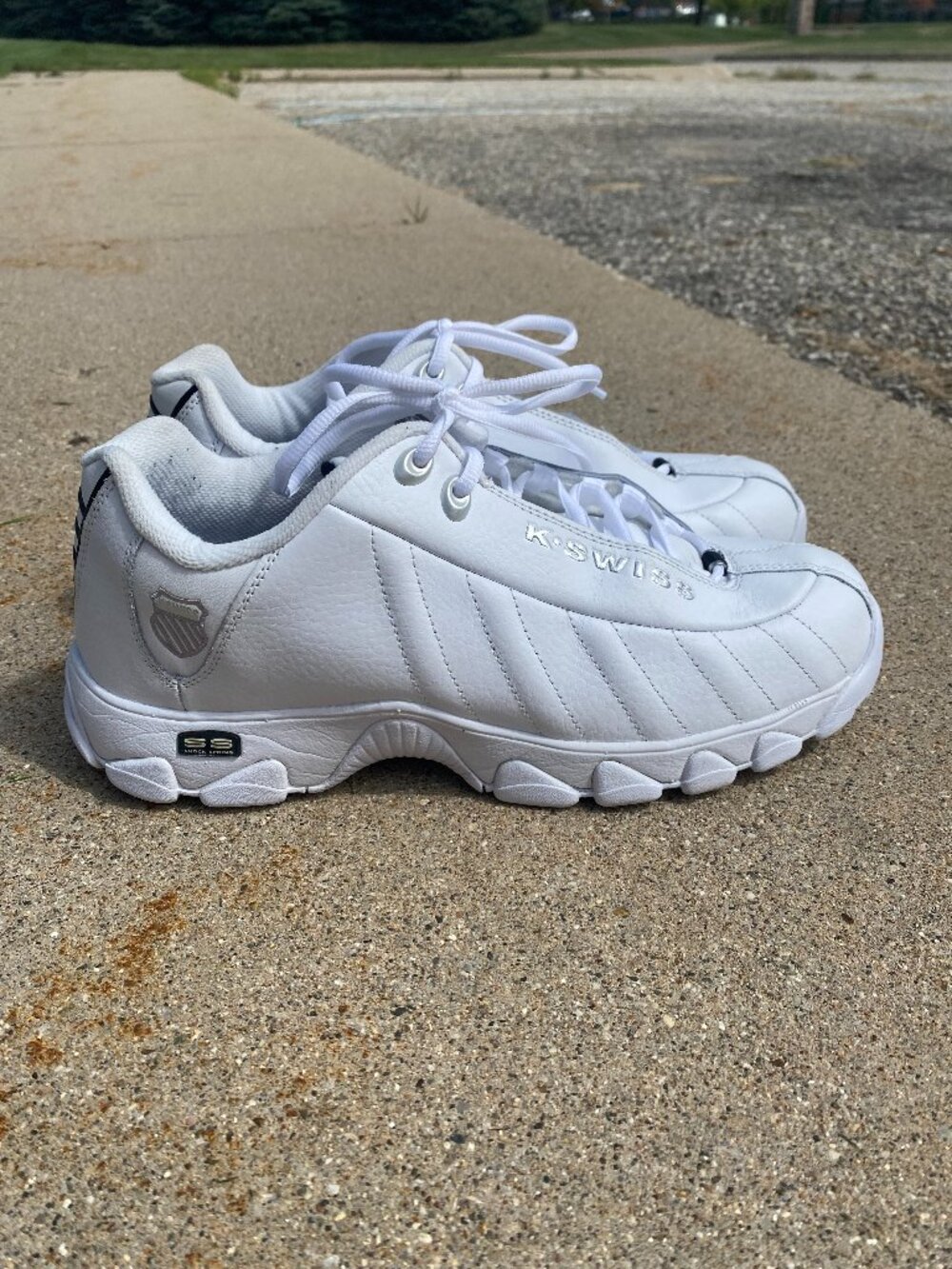 K-Swiss ST329 C Training Shoes Mens Sz 10.5 White Low Sneakers 03426-129 M Low